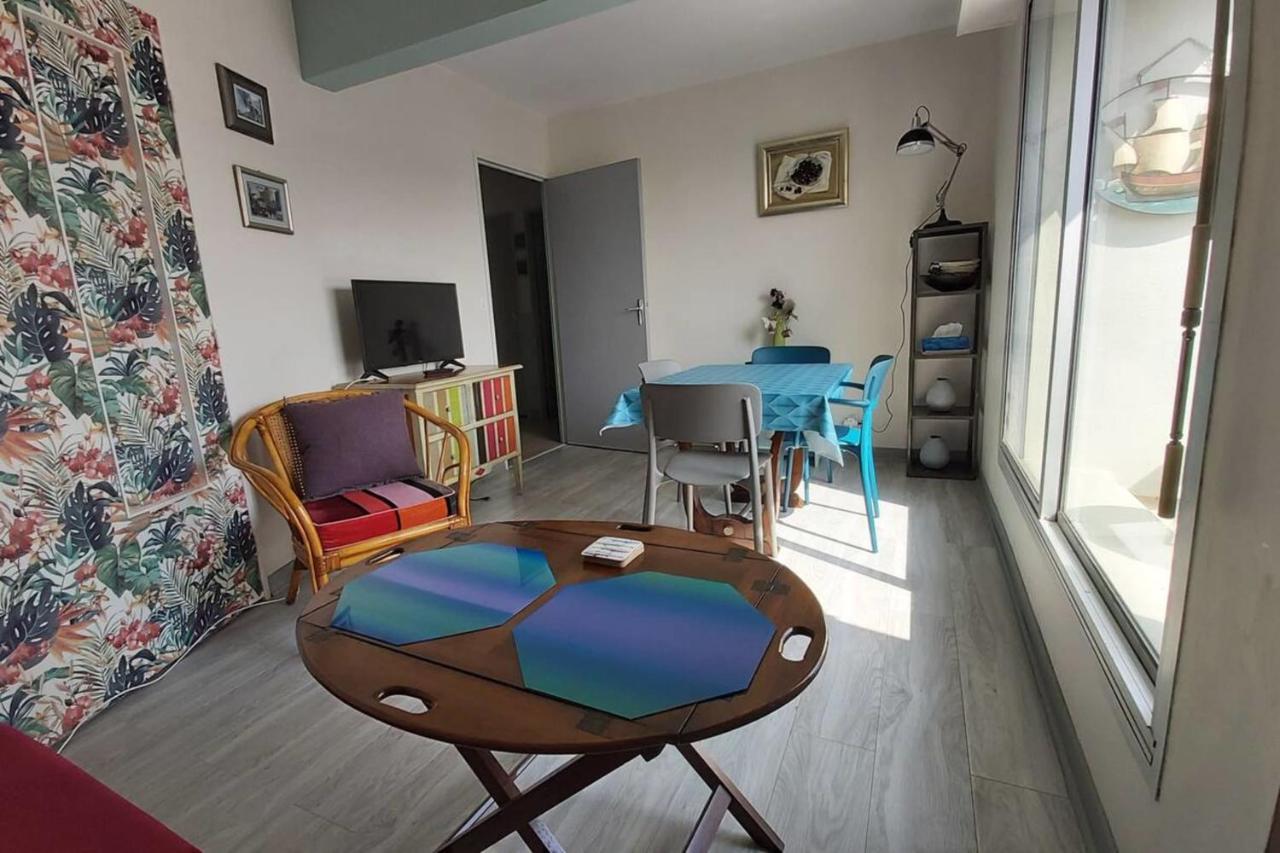 Apt With Balcony And Sea View Near Cabourg Beach Bagian luar foto